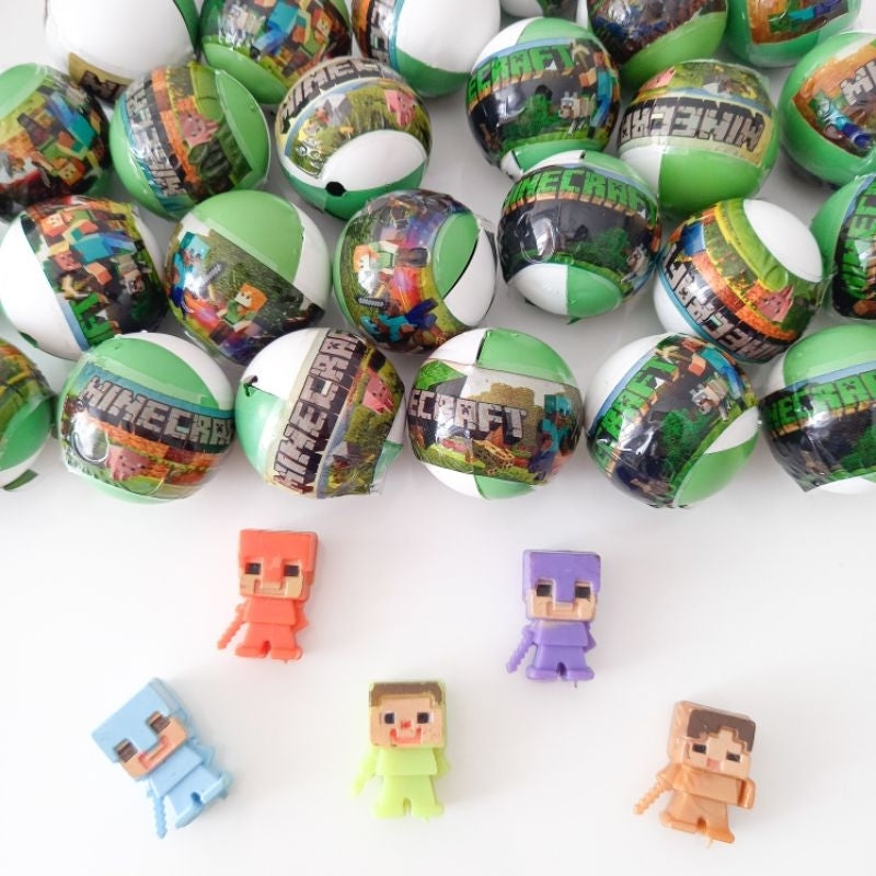 Kit Lembrancinha Cápsula com Brinquedo Sortido